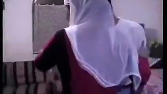 Gay Arab Men And Mature Aunty In Steamy Video